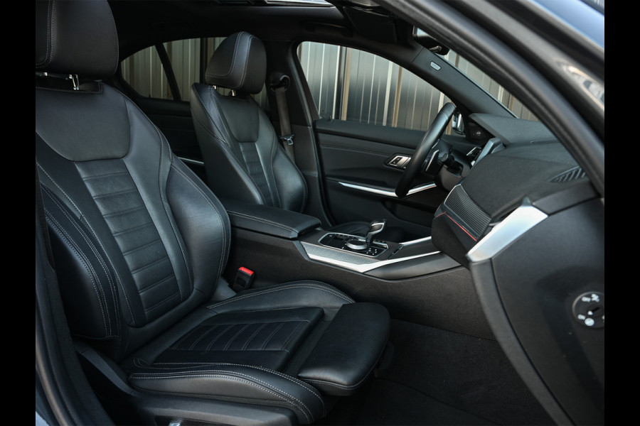 BMW 3-serie 330i High Executive 259pk M-Sport | M Sportbrake | M Suspension | Comfort Access | Schuif -/- Dak | Memory Seats | Ambiance Light | Laser Light | 360 Camera | Head-Up | Harman/Kardon |