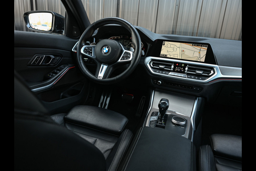 BMW 3-serie 330i High Executive 259pk M-Sport | M Sportbrake | M Suspension | Comfort Access | Schuif -/- Dak | Memory Seats | Ambiance Light | Laser Light | 360 Camera | Head-Up | Harman/Kardon |