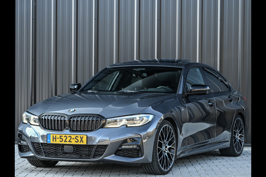 BMW 3-serie 330i High Executive 259pk M-Sport | M Sportbrake | M Suspension | Comfort Access | Schuif -/- Dak | Memory Seats | Ambiance Light | Laser Light | 360 Camera | Head-Up | Harman/Kardon |