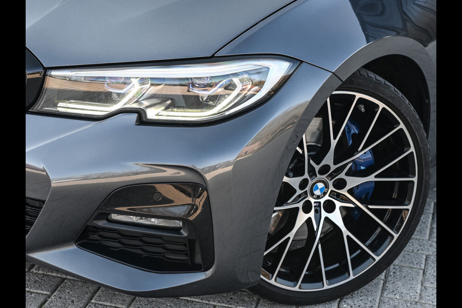BMW 3-serie 330i High Executive 259pk M-Sport | M Sportbrake | M Suspension | Comfort Access | Schuif -/- Dak | Memory Seats | Ambiance Light | Laser Light | 360 Camera | Head-Up | Harman/Kardon |