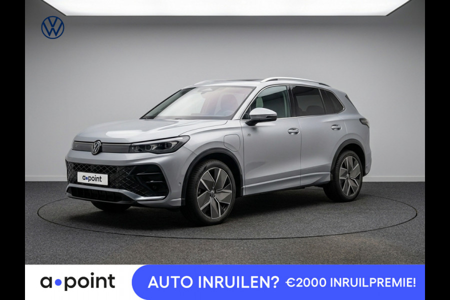 Volkswagen Tiguan R-Line-Edition 1.5 eHybrid 272 pk DSG | 20" LM | Stoel & stuurverwarming | 360 graden camera | IQ.Light |