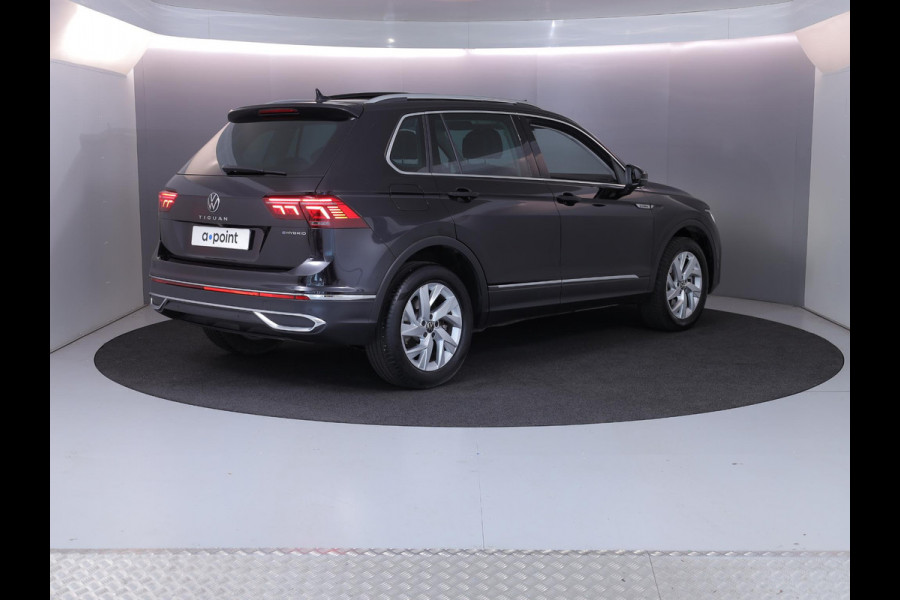 Volkswagen Tiguan 1.4 TSI eHybrid Elegance 245 PK PHEV | Panorama dak | Matrix koplampen | Parkeercamera | Side assist |
