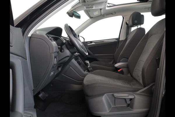 Volkswagen Tiguan 1.4 TSI eHybrid Elegance 245 PK PHEV | Panorama dak | Matrix koplampen | Parkeercamera | Side assist |