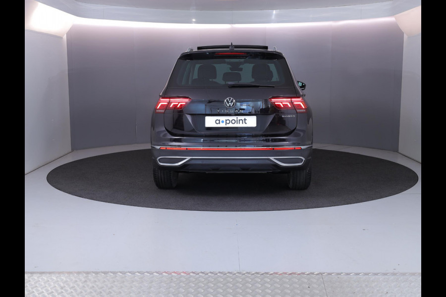Volkswagen Tiguan 1.4 TSI eHybrid Elegance 245 PK PHEV | Panorama dak | Matrix koplampen | Parkeercamera | Side assist |