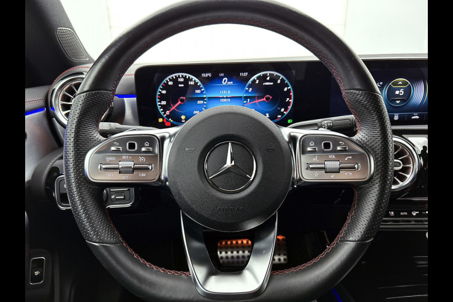 Mercedes-Benz CLA-Klasse 180 Business Solution AMG(NL auto, Dealer ondH, SfeerV, Navi, StoelV, Camera, Carplay, Lane Assit, Etc)