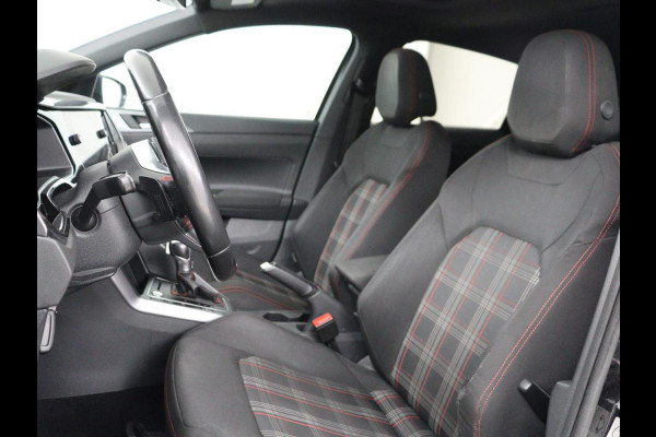 Volkswagen Polo 2.0 TSI GTI | Panoramadak | Stoelverwarming | Adaptive cruise | Camera | Virtual Cockpit | Carplay | Keyless | Full LED | Navigatie | Climate control | Origineel NL