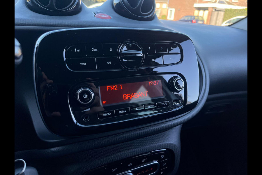 Smart Forfour EQ Essential 18 kWh, Automaat, Airco, Cruise, Led, NAP