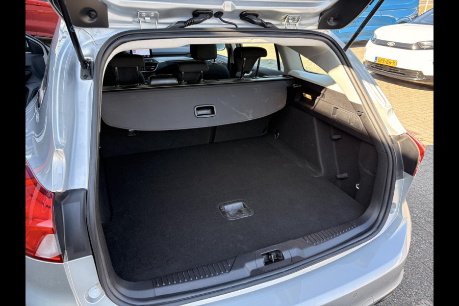 Ford FOCUS Wagon 1.0 EcoBoost Titanium Business | 58.500 km | Winter Pack