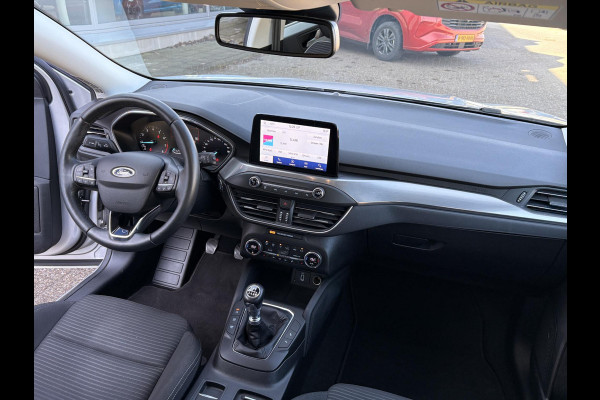 Ford FOCUS Wagon 1.0 EcoBoost Titanium Business | 58.500 km | Winter Pack