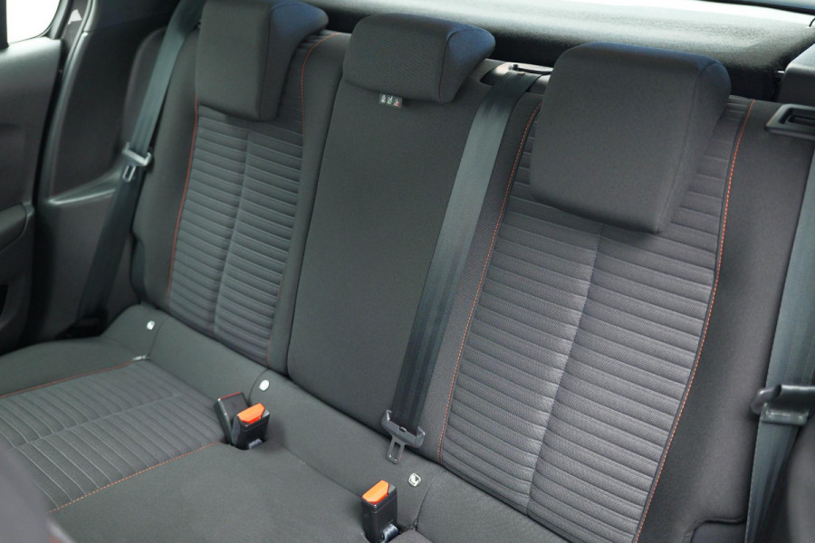 Peugeot 208 1.2 PureTech Active Pack |Carplay|LED|NAP|Cruise|Airco|Parkeersensoren|