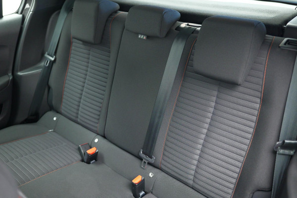 Peugeot 208 1.2 PureTech Active Pack |Carplay|LED|NAP|Cruise|Airco|Parkeersensoren|