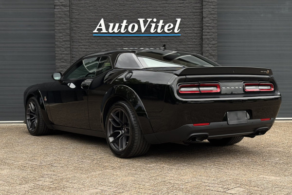 Dodge Challenger 6.4 R/T 492pk Scat Pack Shaker Widebody | Nieuwstaat | German Delivery | Prins LPG | 492pk |