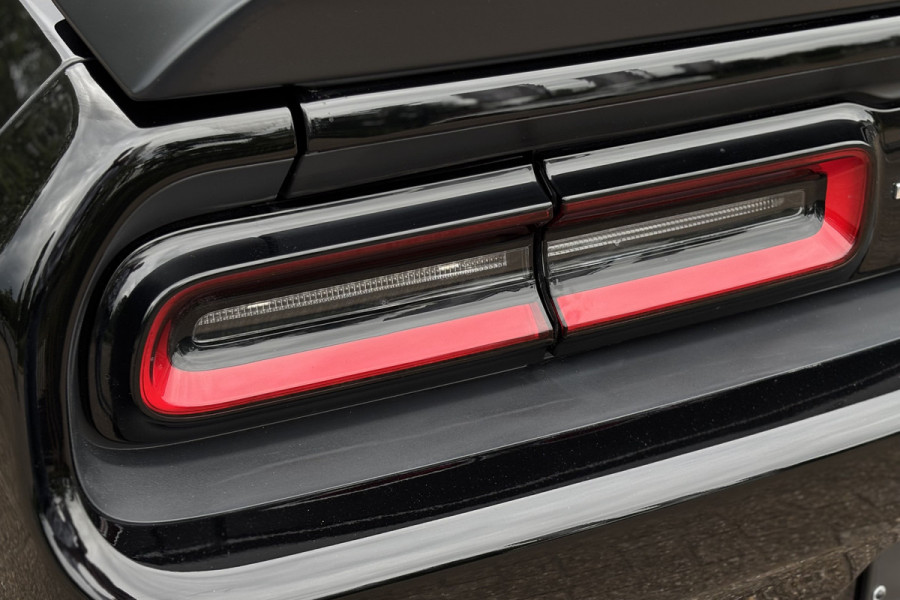 Dodge Challenger 6.4 R/T 492pk Scat Pack Shaker Widebody | Nieuwstaat | German Delivery | Prins LPG | 492pk |