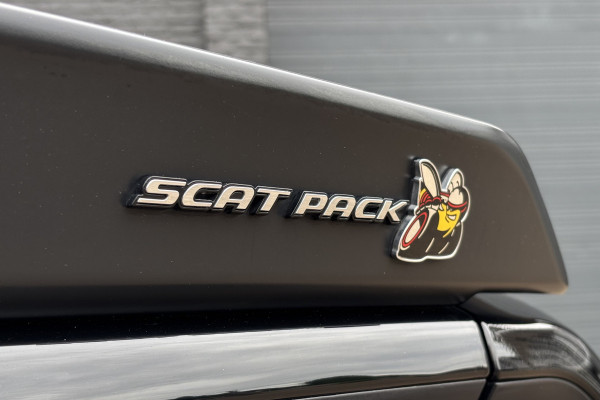 Dodge Challenger 6.4 R/T 492pk Scat Pack Shaker Widebody | Nieuwstaat | German Delivery | Prins LPG | 492pk |