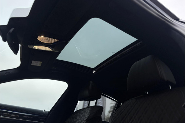 BMW 7 Serie 745e High Executive | Schuif-Kanteldak | 4-WS | Comfortleder | Soft-Close | Head-Up | Alcantara hemel