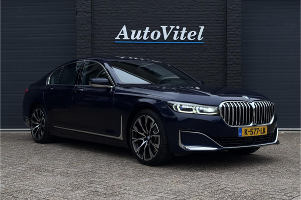 BMW 7 Serie 745e High Executive | Schuif-Kanteldak | 4-WS | Comfortleder | Soft-Close | Head-Up | Alcantara hemel