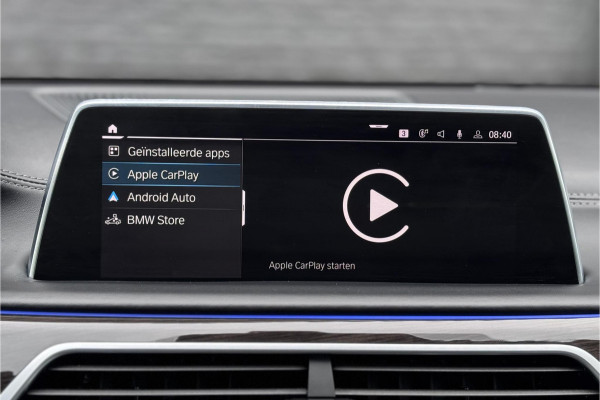 BMW 7 Serie 745e High Executive | Schuif-Kanteldak | 4-WS | Comfortleder | Soft-Close | Head-Up | Alcantara hemel