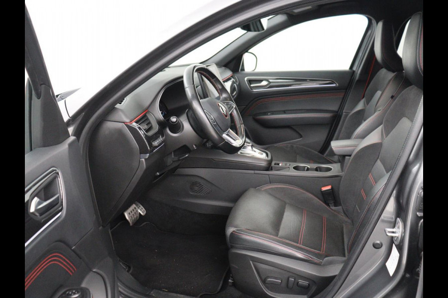 Renault Arkana 1.6 E-Tech Hybrid 145 R.S. Line | Leder/Alcantara | Trekhaak | Stoelverwarming | Adaptive cruise | Camera | Carplay | Keyless | Park Assist | Full LED | Navigatie | Stuurverwarming