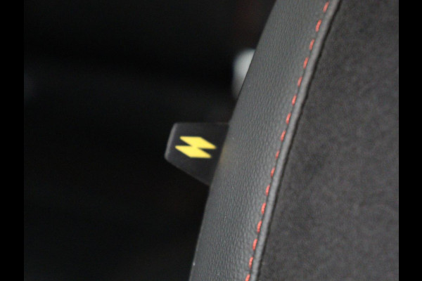 Renault Arkana 1.6 E-Tech Hybrid 145 R.S. Line | Leder/Alcantara | Trekhaak | Stoelverwarming | Adaptive cruise | Camera | Carplay | Keyless | Park Assist | Full LED | Navigatie | Stuurverwarming