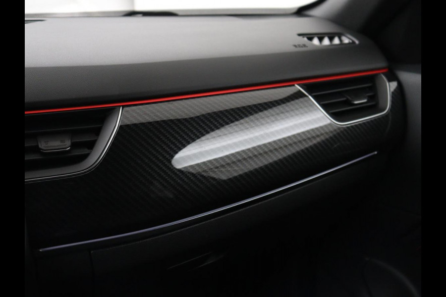 Renault Arkana 1.6 E-Tech Hybrid 145 R.S. Line | Leder/Alcantara | Trekhaak | Stoelverwarming | Adaptive cruise | Camera | Carplay | Keyless | Park Assist | Full LED | Navigatie | Stuurverwarming