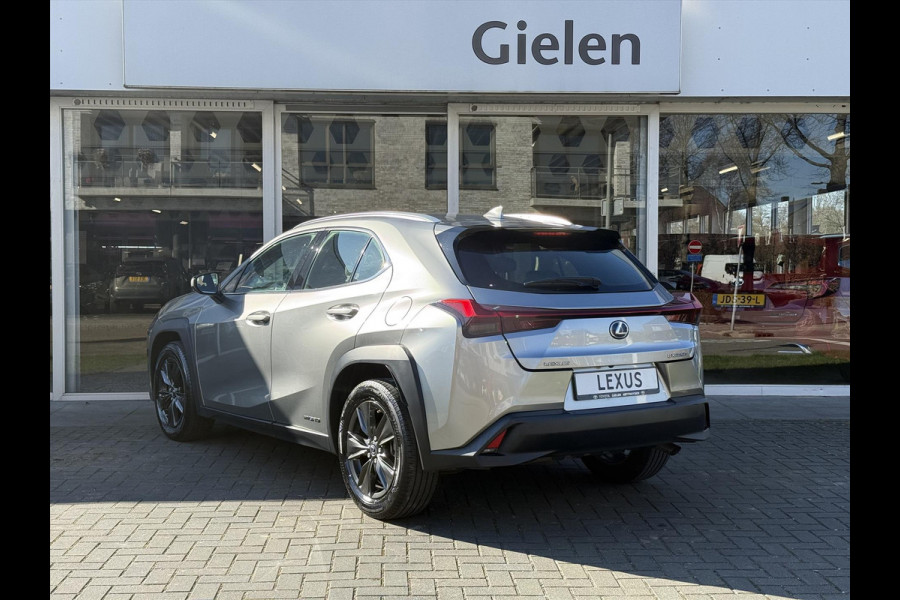 Lexus UX 250h 184pk Luxury Line | Stoel + Stuurverwarming, Parkeersensoren, Keyless, DAB, Adaptive cruise control