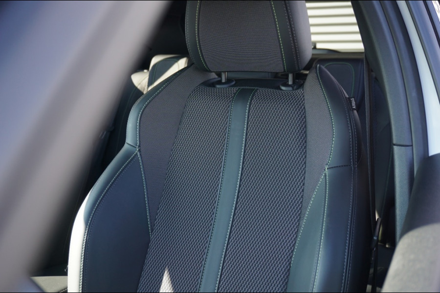Peugeot 2008 1.2 Hybrid AUTOMAAT GT | 145PK | CAMERA | CARPLAY