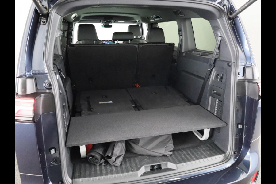 Volkswagen ID. Buzz GTX 86 kWh LWB 7p. 340 pk | SoH 100% | Verlengde garantie | Navigatie | Trekhaak (wegklapbaar) | Parkeersensoren (Park assist) | Achteruitrijcamera | Stoelverwarming v/a |