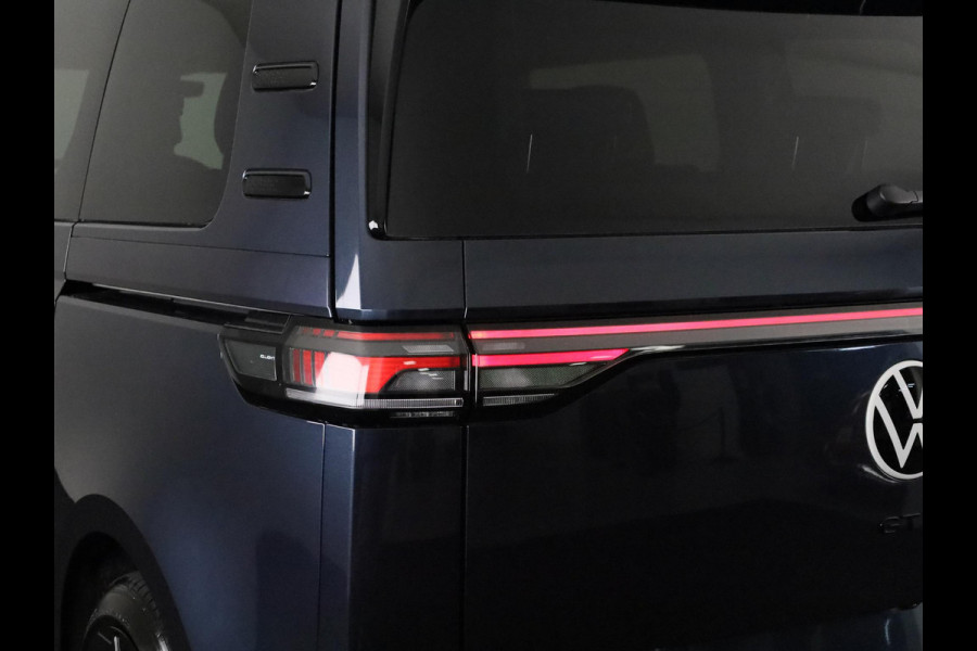 Volkswagen ID. Buzz GTX 86 kWh LWB 7p. 340 pk | SoH 100% | Verlengde garantie | Navigatie | Trekhaak (wegklapbaar) | Parkeersensoren (Park assist) | Achteruitrijcamera | Stoelverwarming v/a |