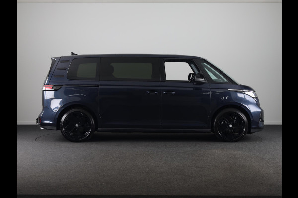 Volkswagen ID. Buzz GTX 86 kWh LWB 7p. 340 pk | SoH 100% | Verlengde garantie | Navigatie | Trekhaak (wegklapbaar) | Parkeersensoren (Park assist) | Achteruitrijcamera | Stoelverwarming v/a |