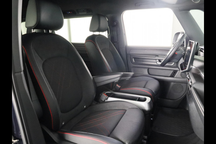 Volkswagen ID. Buzz GTX 86 kWh LWB 7p. 340 pk | SoH 100% | Verlengde garantie | Navigatie | Trekhaak (wegklapbaar) | Parkeersensoren (Park assist) | Achteruitrijcamera | Stoelverwarming v/a |