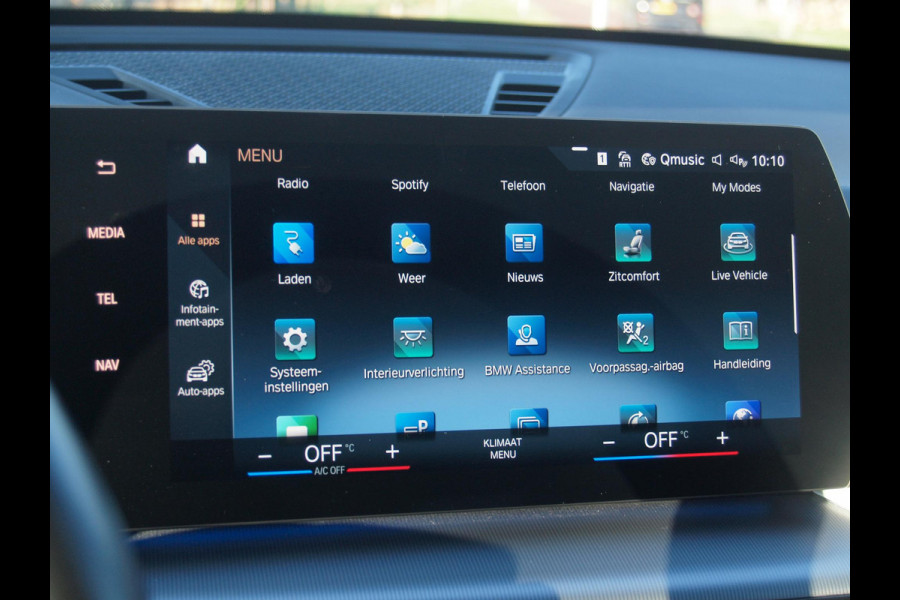 BMW iX1 xDrive30 Launch Edition 67 kWh | M-Pakket | Harman Kardon | Sfeerverlichting | Camera | Apple Carplay | NL-Auto |