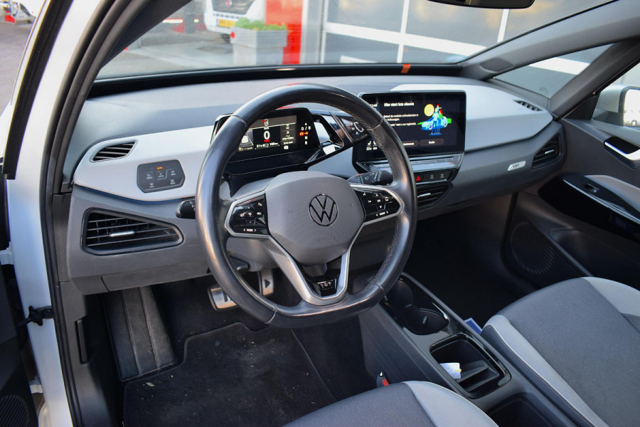 Volkswagen ID.3 First Plus 58 kWh | Apple CarPlay | Stoelverwarming