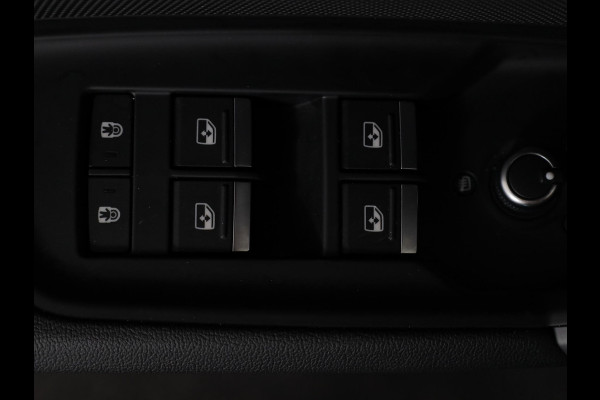 Audi A3 Sportback 40 TFSI e Advanced edition 204 pk S-tronic | Verlengde garantie | Navigatie | Parkeersensoren (Park assist) | Achteruitrijcamera | Adaptieve cruise control | Stoelverwarming |