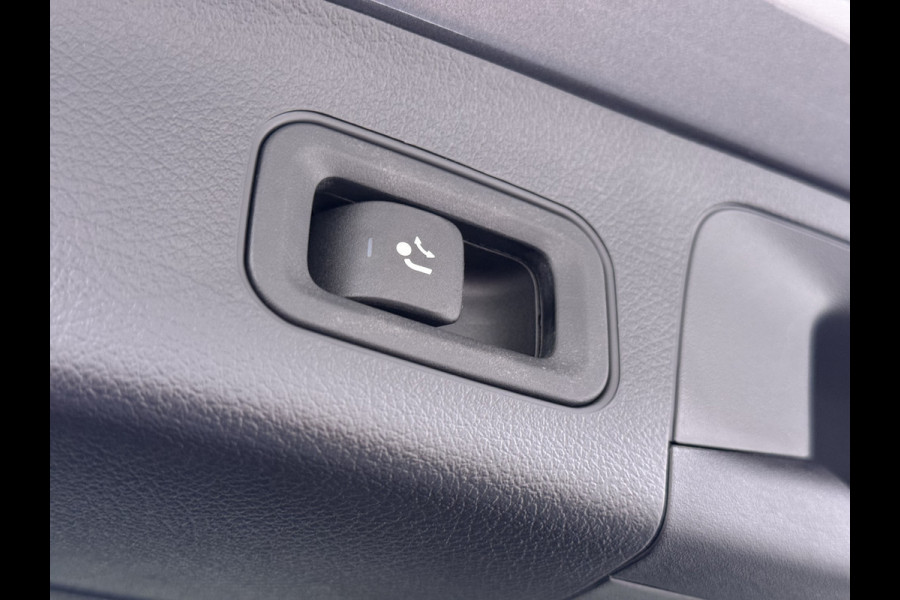 Mercedes-Benz GLA 250e Luxury // Trekhaak // Carplay // Camera // Sfeerverlichting // Widescreen Dashbord