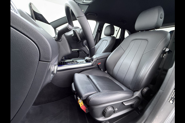 Mercedes-Benz GLA 250e Luxury // Trekhaak // Carplay // Camera // Sfeerverlichting // Widescreen Dashbord