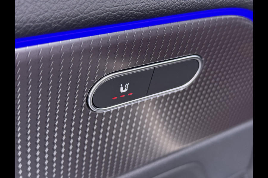 Mercedes-Benz GLA 250e Luxury // Trekhaak // Carplay // Camera // Sfeerverlichting // Widescreen Dashbord