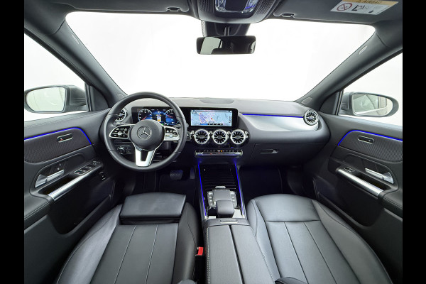 Mercedes-Benz GLA 250e Luxury // Trekhaak // Carplay // Camera // Sfeerverlichting // Widescreen Dashbord