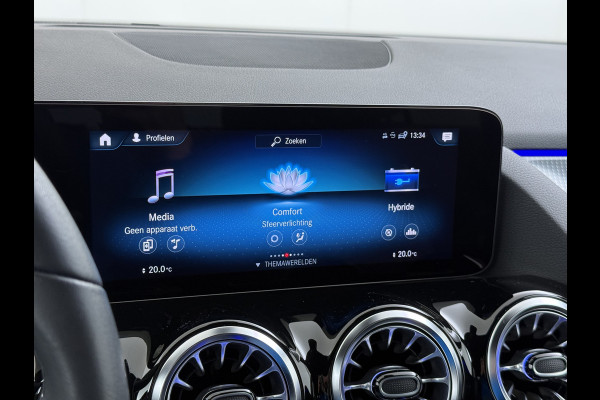 Mercedes-Benz GLA 250e Luxury // Trekhaak // Carplay // Camera // Sfeerverlichting // Widescreen Dashbord