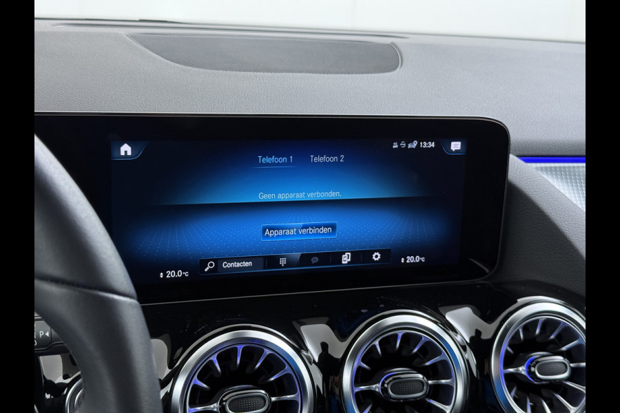 Mercedes-Benz GLA 250e Luxury // Trekhaak // Carplay // Camera // Sfeerverlichting // Widescreen Dashbord