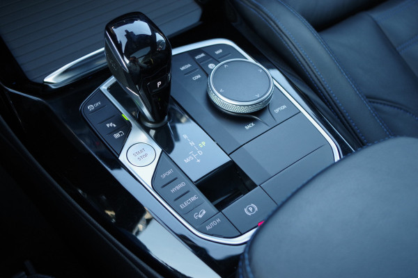 BMW X3 xDrive30e 293 PK M Sport PHEV, Panoramadak, Memory, Head-Up, Adap. Cruise Control, Harman/kardon