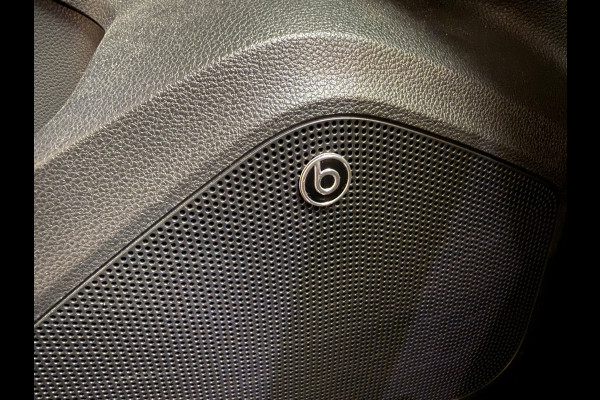 Seat Ateca 1.5 TSI FR |Pano | Stoelverwarming | Keyless | Beats By Dre | Stuurverwarming | Carplay | Camera