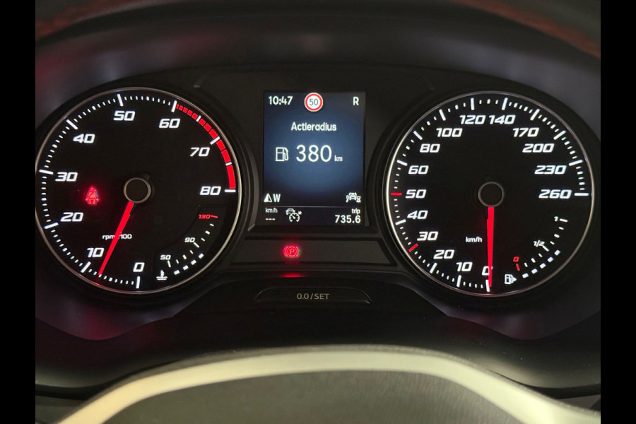 Seat Ateca 1.5 TSI FR |Pano | Stoelverwarming | Keyless | Beats By Dre | Stuurverwarming | Carplay | Camera