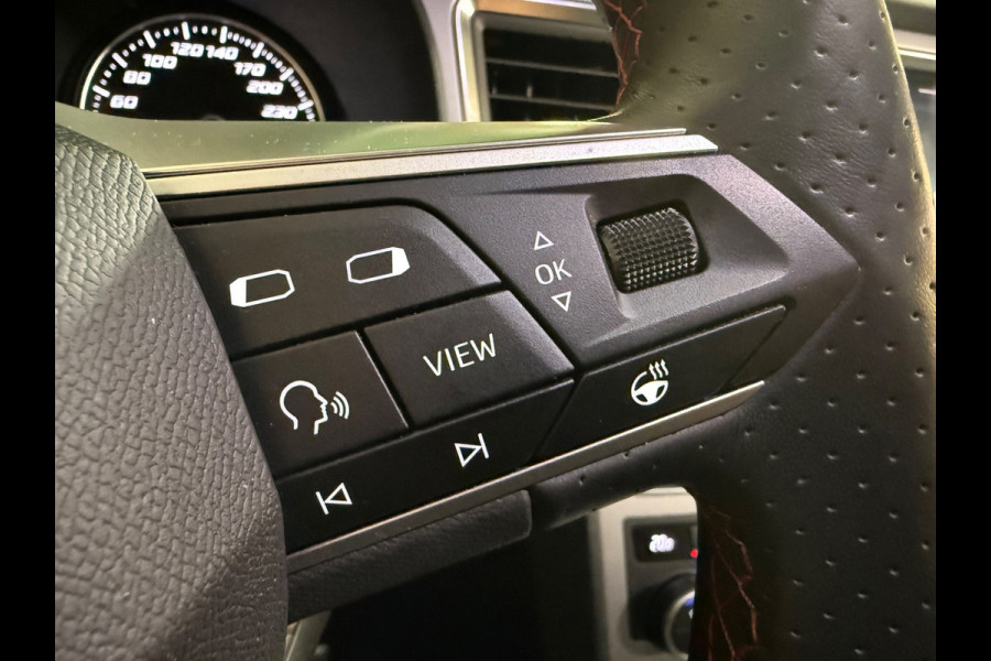 Seat Ateca 1.5 TSI FR |Pano | Stoelverwarming | Keyless | Beats By Dre | Stuurverwarming | Carplay | Camera