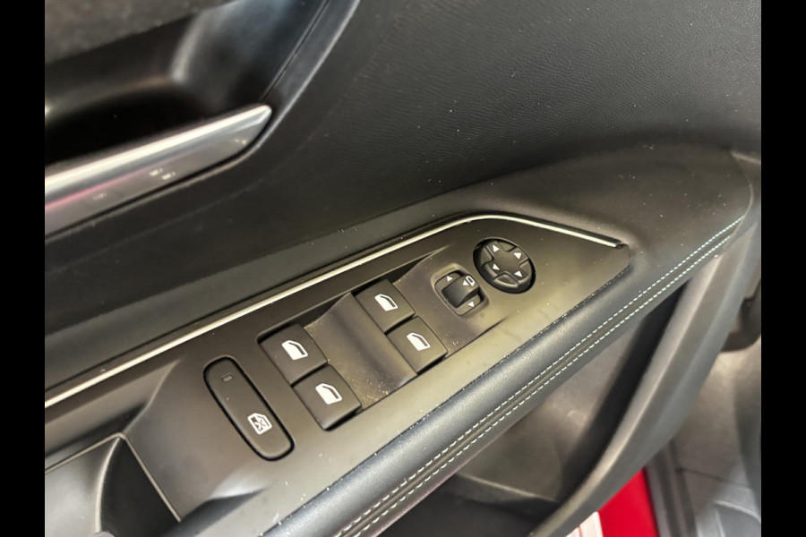 Peugeot 3008 1.2 PureTech Allure Pack Business Automaat | 360 Camera | Afneembare trekhaak | Stoelverwarming | Elektrische achterklep | Navigatie | Adaptieve cruise control