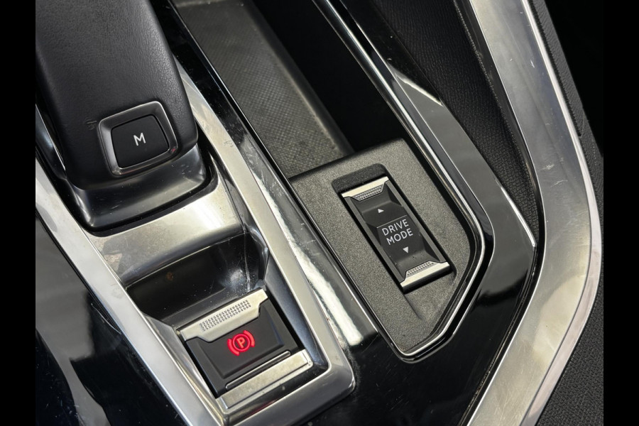 Peugeot 3008 1.2 PureTech Allure Pack Business Automaat | 360 Camera | Afneembare trekhaak | Stoelverwarming | Elektrische achterklep | Navigatie | Adaptieve cruise control