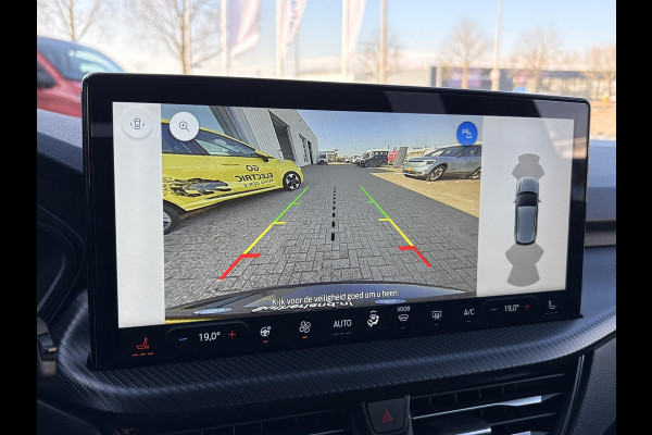 Ford Kuga 2.5 PHEV ST-Line | Orig. NL Auto | Nieuw model! |  Wegklapbare trekhaak (elektrisch bedienbaar) | Winter Pack