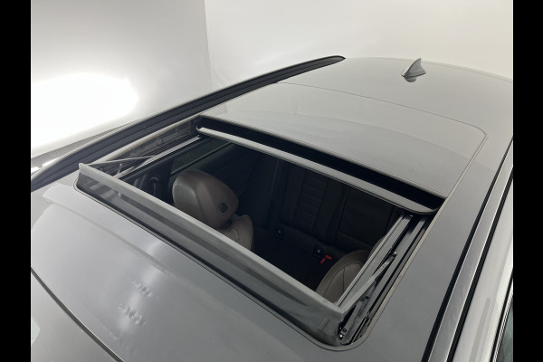 BMW 3 Serie Touring 330e eDrive M-Sportpack Edition (Plug-In) (INCL-BTW) *PANO | LEATHER | HEAD-UP | ADAPTIVE-CRUISE | FULL-LED | KEYLESS | DIGI-COCKPIT | HEATED-SPORTSEATS | CAMERA | HIFI-SOUND | PRIVACYGLASS | DAB+ | SHIFTPADDLES | NAVI-FULLMAP | 19"A