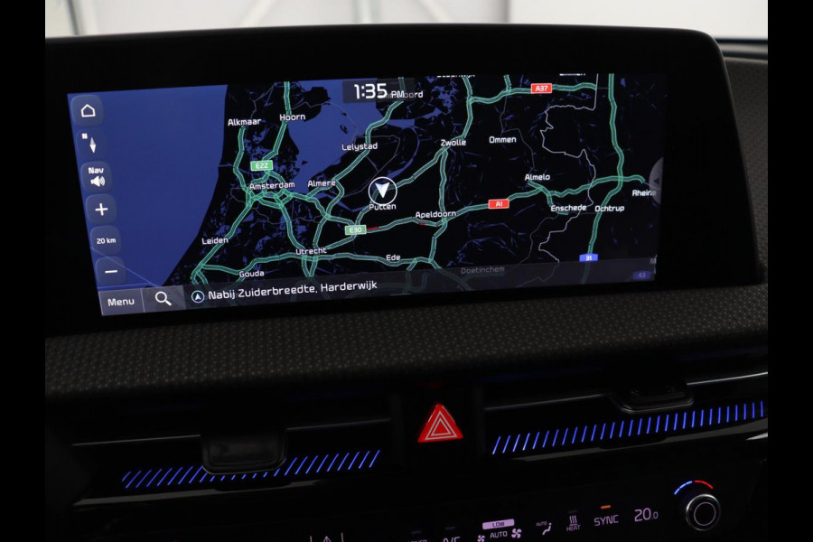 Kia Ev6 Plus Advanced 77.4 kWh | SOH 100% | Panoramadak | Trekhaak | Stoelventilatie | Leder | Meridian Surround | Warmtepomp | Achterbankverwarming | Adaptive cruise | Vehicle-to-load | Carplay | Camera