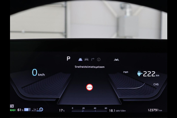 Kia Ev6 Plus Advanced 77.4 kWh | SOH 100% | Panoramadak | Trekhaak | Stoelventilatie | Leder | Meridian Surround | Warmtepomp | Achterbankverwarming | Adaptive cruise | Vehicle-to-load | Carplay | Camera