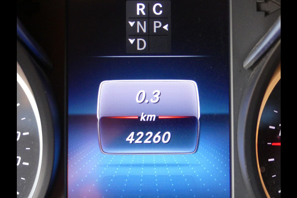 Mercedes-Benz V-Klasse 300d Extra Lang Dubbel Cabine Trekhaak/Sfeerverlichting